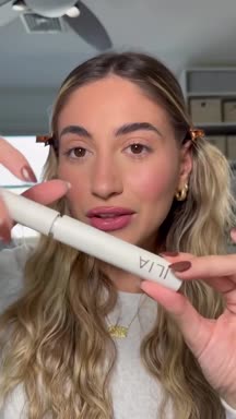 Testimonial clip in the ad sequence